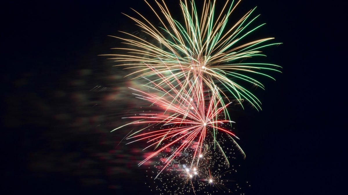 DSC_7816 fireworks in the sky